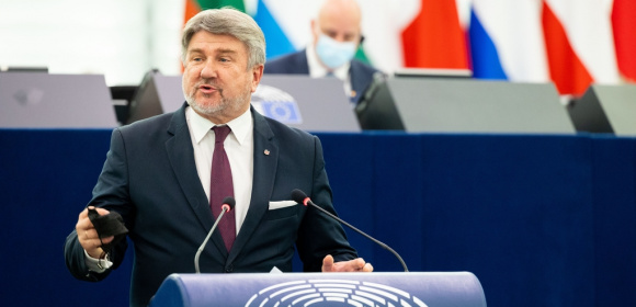 Bogdan Rzońca: Z zadowoleniem przyjmujemy projekt budżetu Unii na 2022 rok