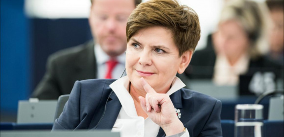 Beata Szydło: Jeżeli będziecie nieustannie podważać rolę Polski, która dzisiaj broni suwerenności i solidarności europejskiej, to nawet najwspanialsze deklaracje i rezolucje nie będą skuteczne