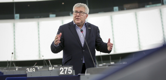 Ryszard Czarnecki o nielegalnym pozyskiwaniu drewna w UE