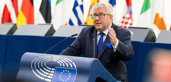 Ryszard Czarnecki: Trzeba poddać rewizji politykę Unii wobec państw Maghrebu