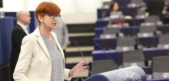 Elżbieta Rafalska pyta komisarz ds. spójności o politykę migracyjną UE