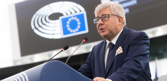 Ryszard Czarnecki apeluje o uwolnienie prezydenta Nigru